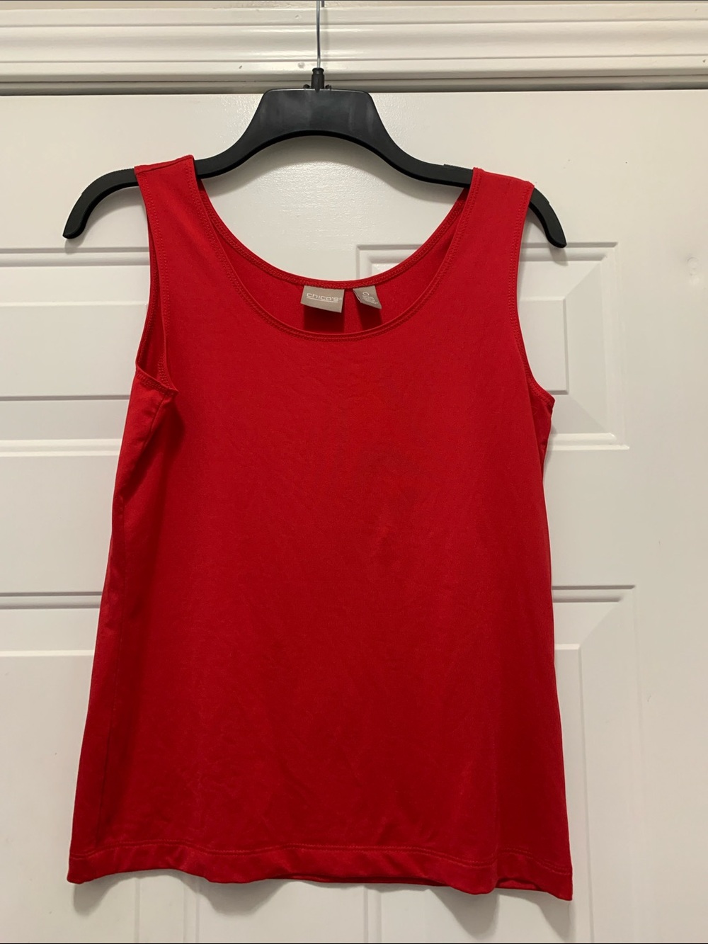 3/$15 Chico's Red Scoop Neck Tank Top Size 0 (Size Small)